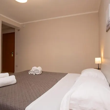 Acquamarina Guest house *