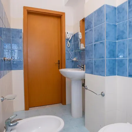Acquamarina Guest house Marina di Camerota