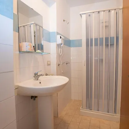 Acquamarina Guest house *